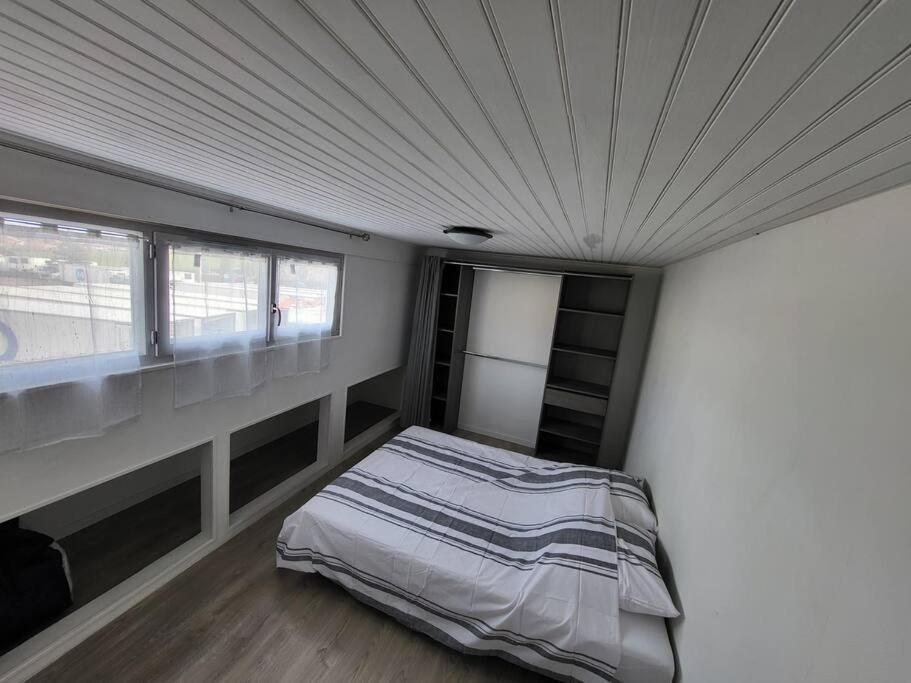 Appartement Proche Des Remparts لونْجورْ المظهر الخارجي الصورة